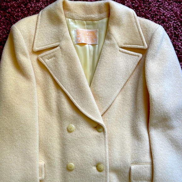 Pendleton Jackets & Blazers - EXQUISITE Butter Yellow/Cream Vintage Wool Pendleton Long Coat